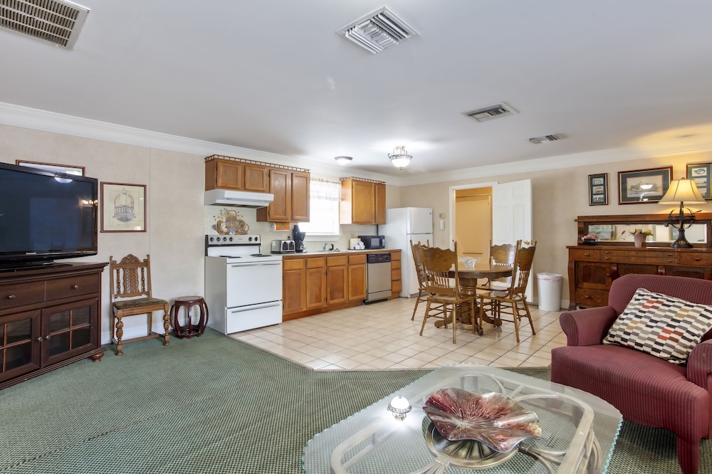 Edgewater Inn Biloxi Beach - photo 48