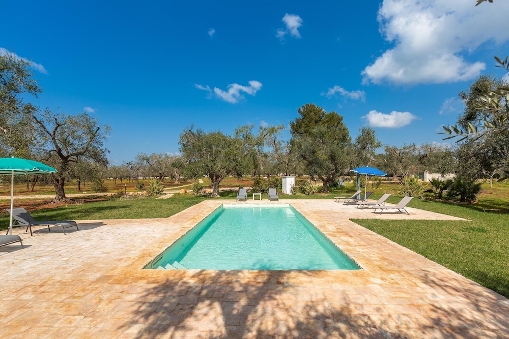 2770 Uliveto Valeria Trullo Melograno by Perle di Puglia — hotel in San Michele Salentino