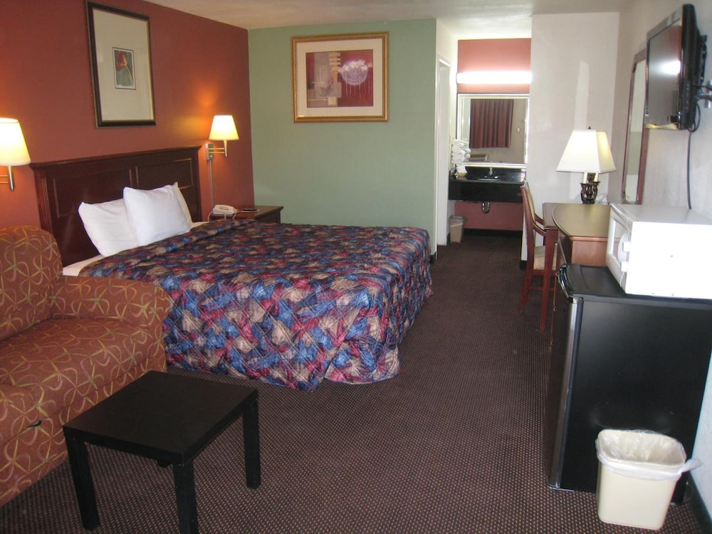 Motel 8 - photo 10