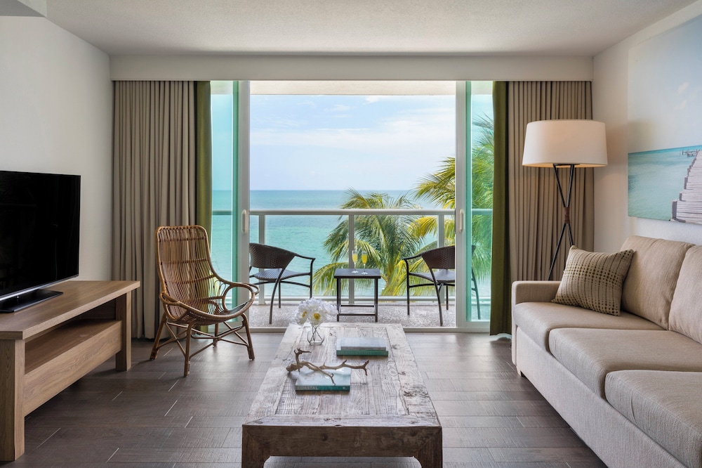 Amara Cay Resort - photo 10