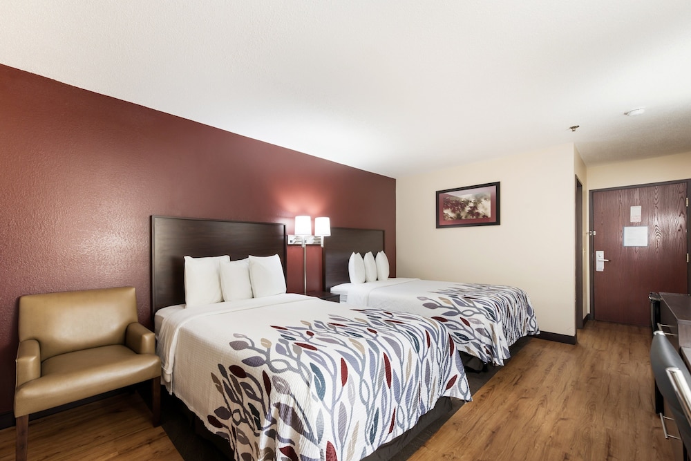Red Roof Inn Auburn - photo 13