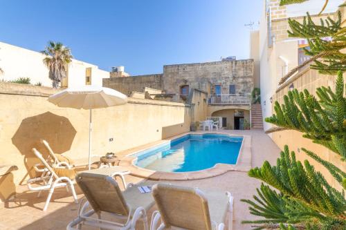 Ta'leli Pool Farmhouse in Gozo — 4-Star Luxury Hotel in Gharb, Malta