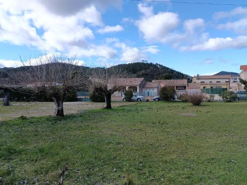 Parc National Des Cevennes Gard Ardeche Lozere a Saint Ambroix — hotel in Saint-Ambroix
