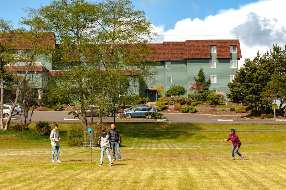 Chateau Westport Resort - photo 48
