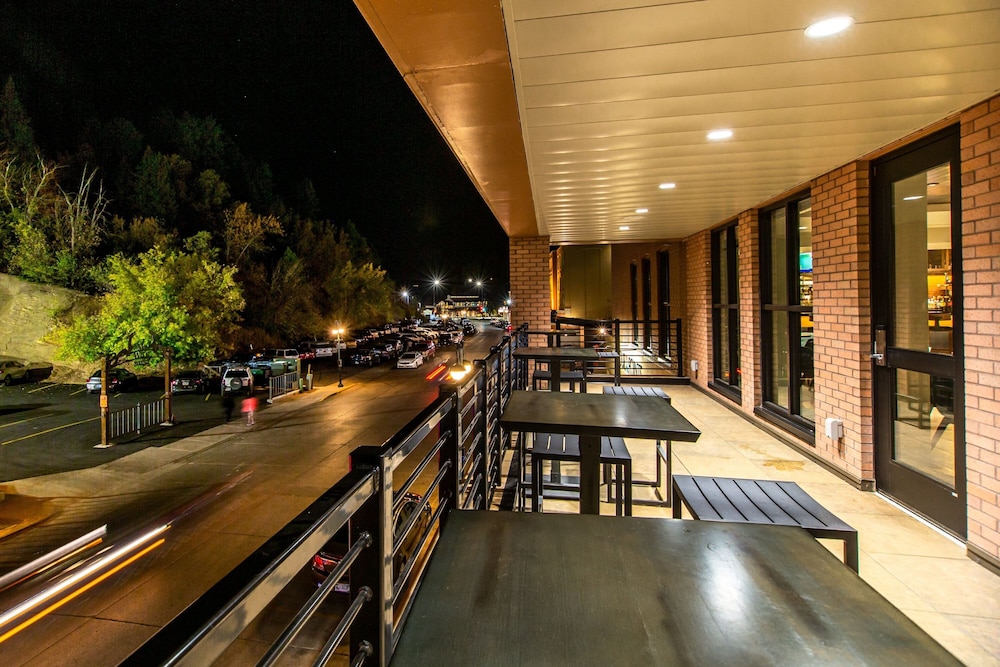 Four Points by Sheraton Deadwood - photo 35