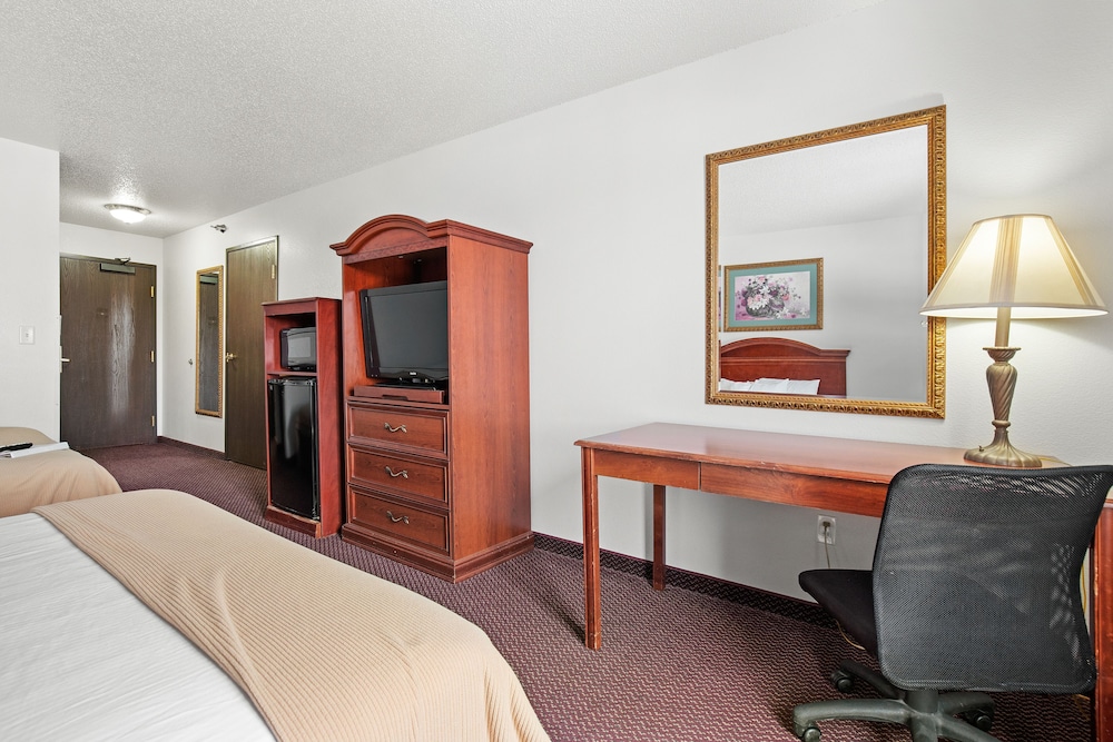 Stay USA Hotel & Suites - photo 9