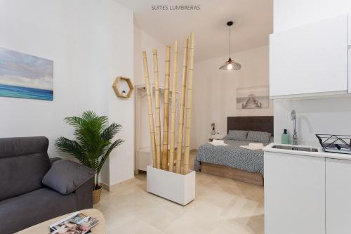 Suites Lumbreras — 4-Star Luxury Hotel in Sevilla, Spain