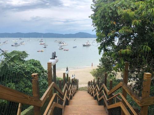 Jurere Cobertura 400m do Mar vista linda — 4-Star Luxury Hotel in Florianopolis, Brasil