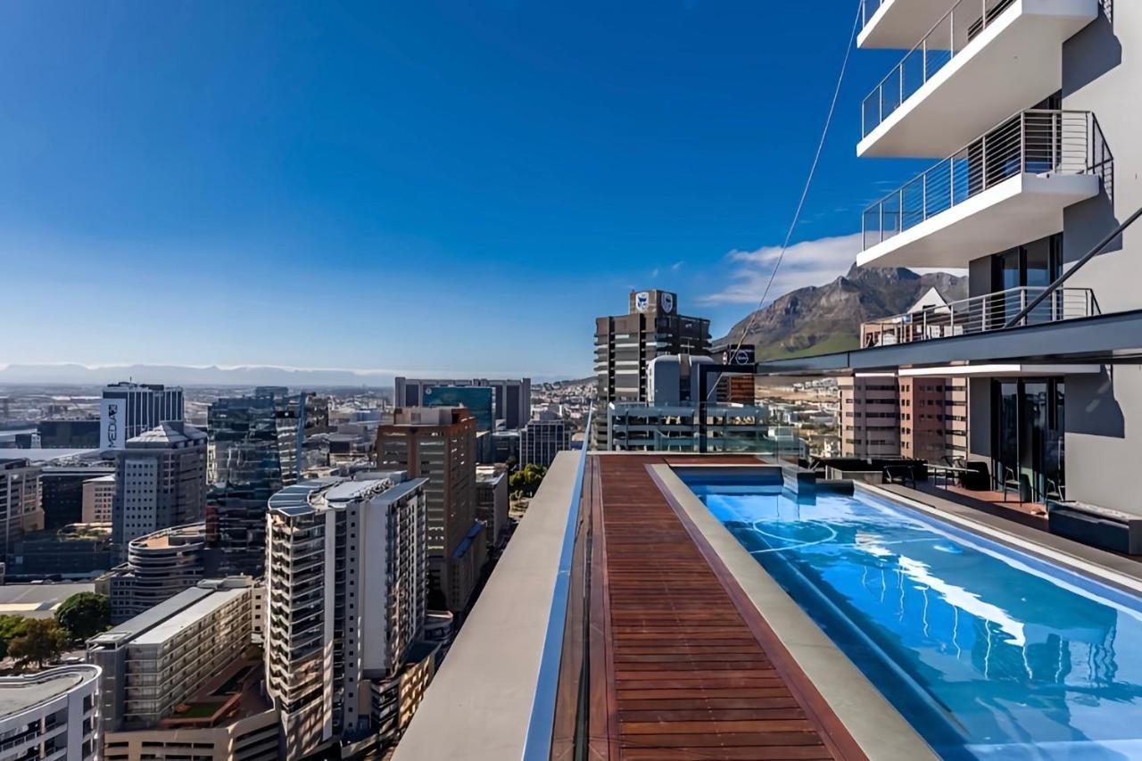 CozyNest in the Heart of Cape Town