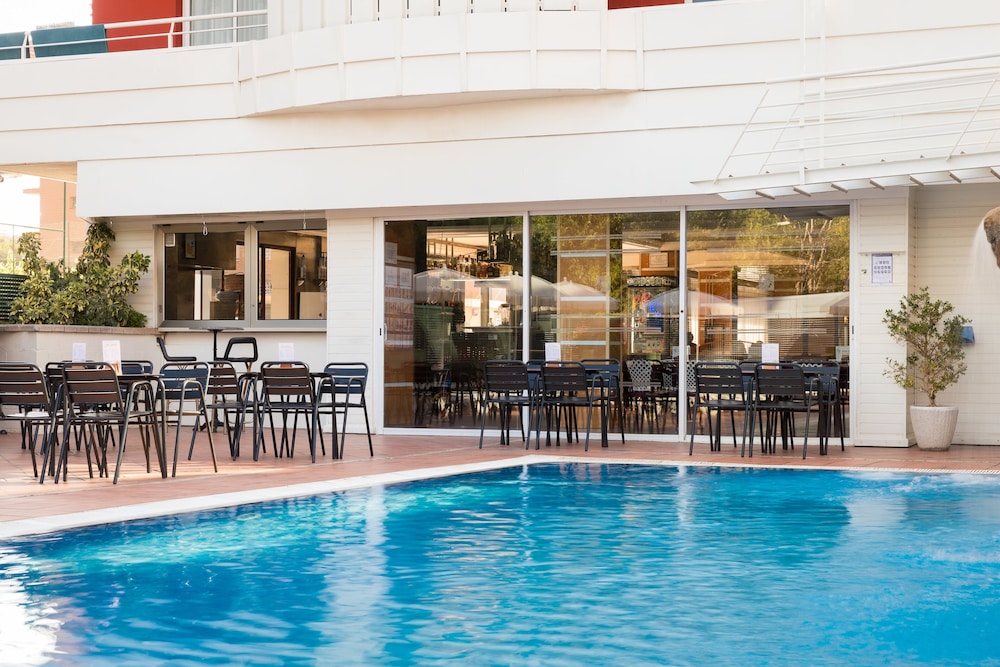htop Summer Sun #htopEnjoy — hotel in Santa Susanna