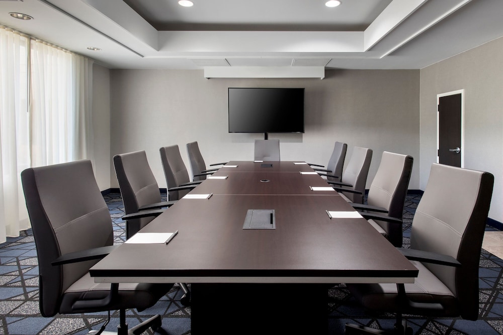 Courtyard by Marriott Philadelphia Plymouth Meeting - photo 31