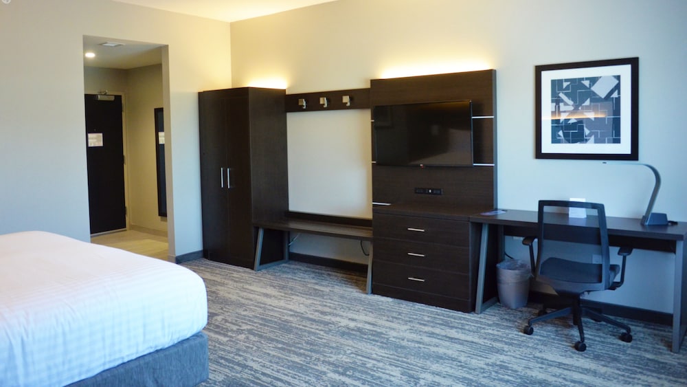 Holiday Inn Express & Suites Jacksonville W I295 and I10 by IHG - photo 8