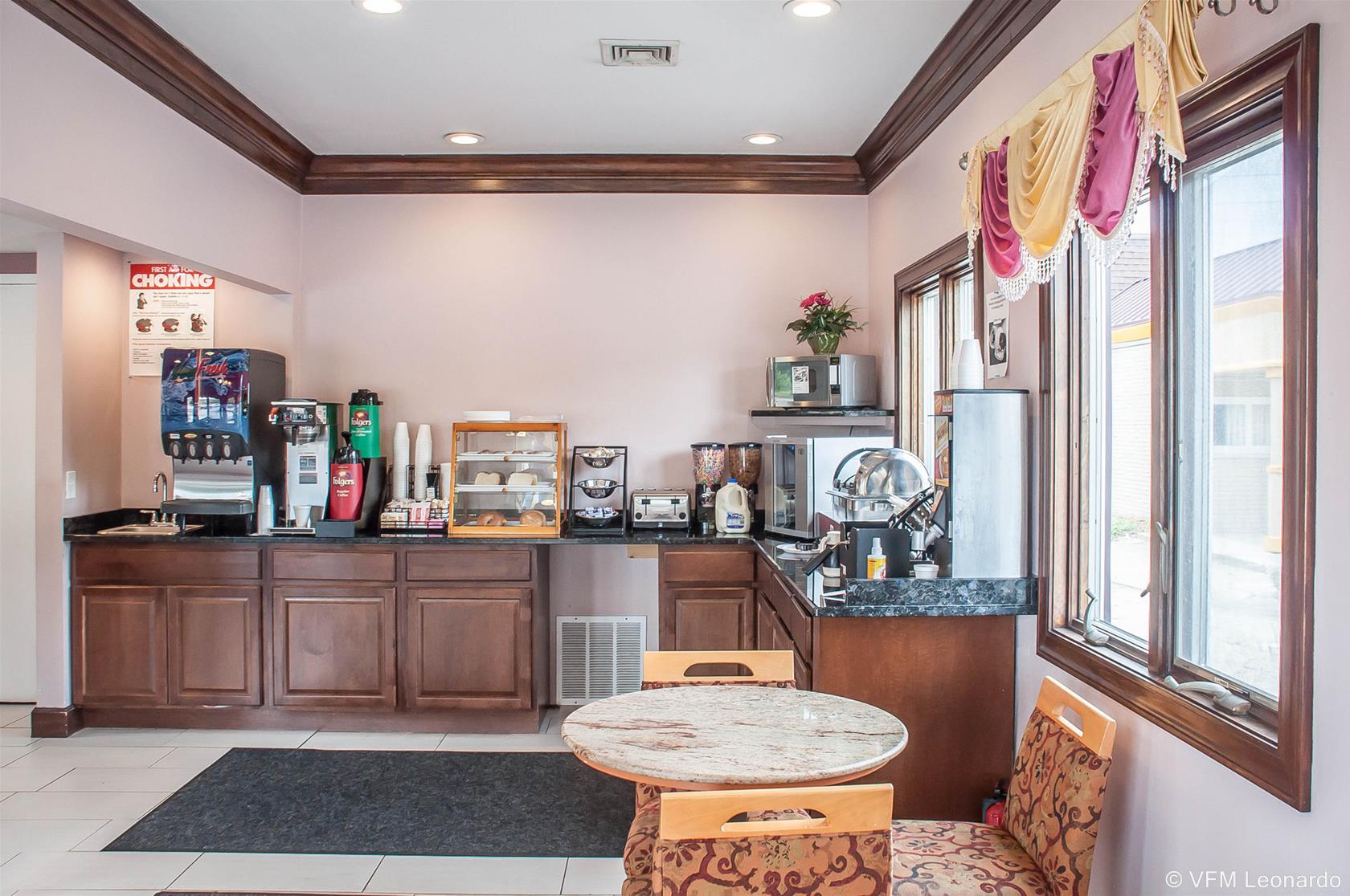 Amherst Inn & Suites - photo 21