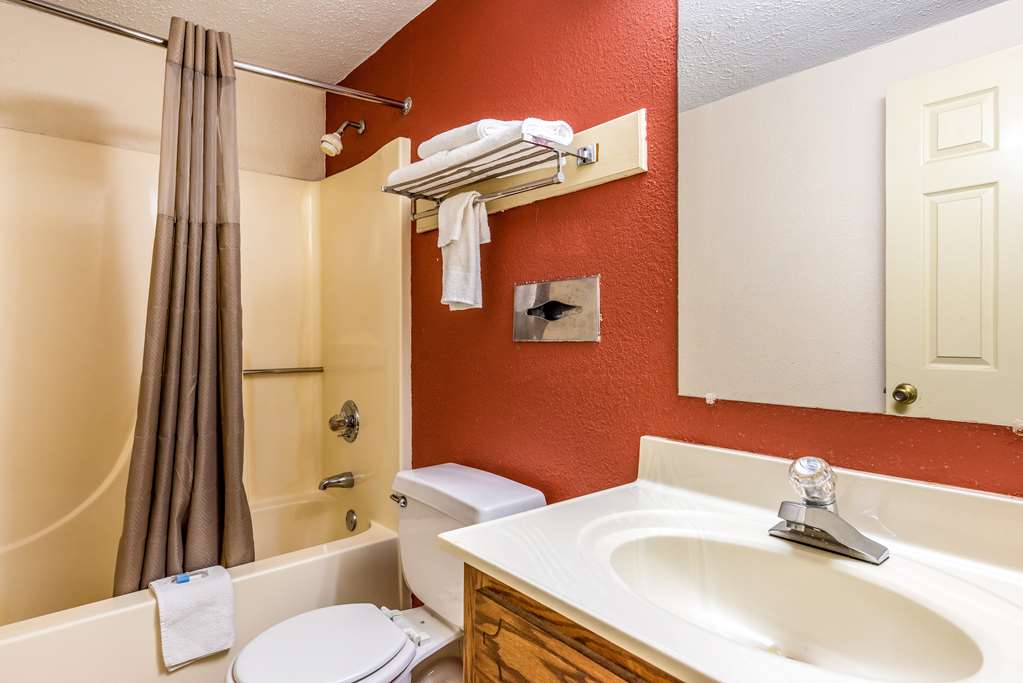 Motel 6 Gatlinburg TN Smoky Mountains - photo 21