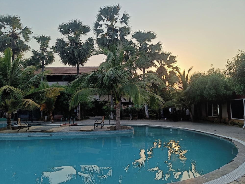 Spree One Resort And Convention Annavaram - carbon neutral hotel in Kakinada