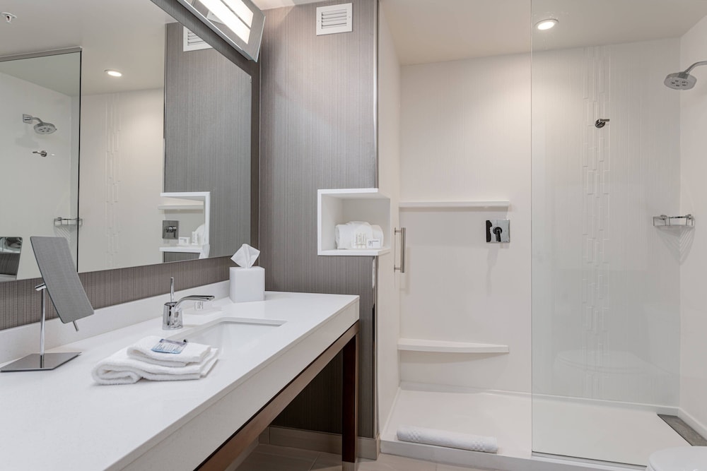 Courtyard by Marriott Asheville Biltmore Village - photo 26