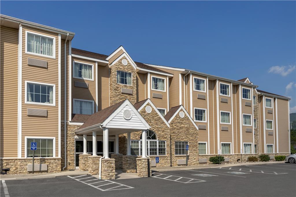 SureStay Plus Hotel by Best Western Keyser - photo 29