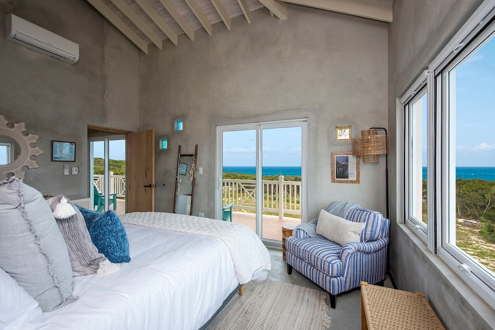 Paradise Cove: Oceanfront Haven With Infinity Pool — Unknown City — photo 4