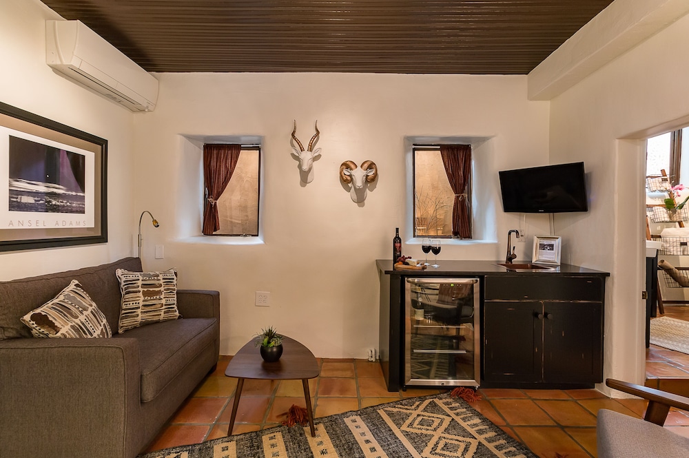 Inn Of The Turquoise Bear - photo 36
