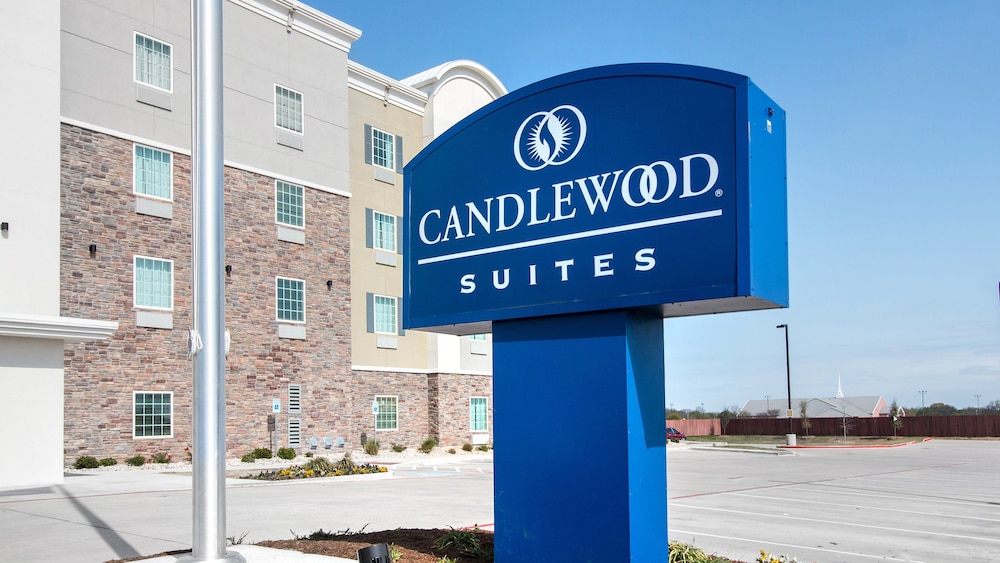 Candlewood Suites Waco by IHG - photo 47