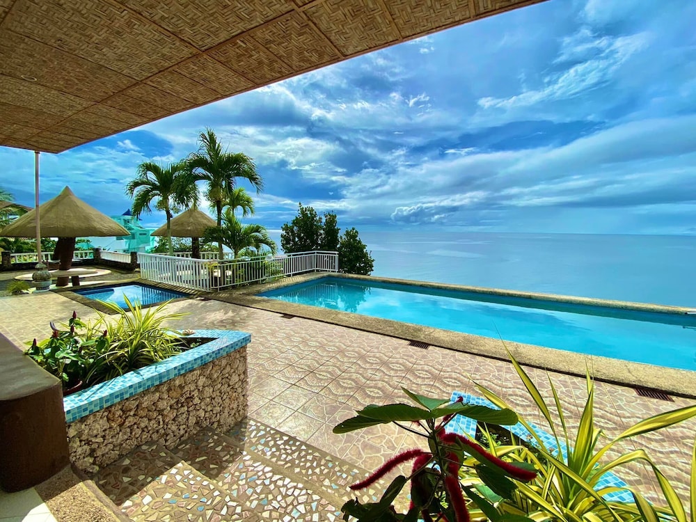 Azure Camotes Resort Hotel — 4-Star Luxury Hotel in San Francisco, Philippines