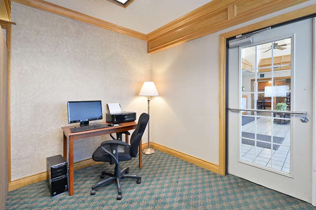 Baymont by Wyndham Blackwell I 35 - photo 45