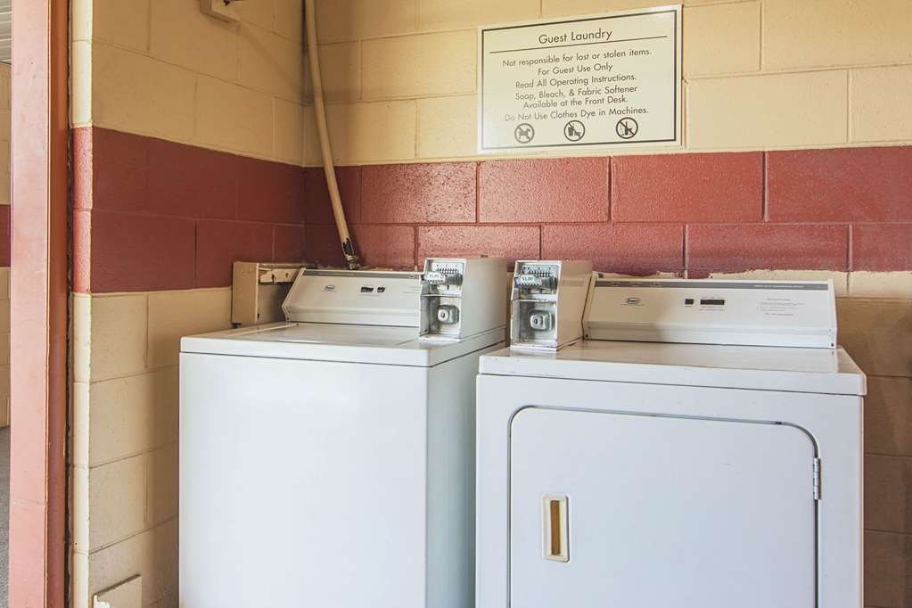 Econo Lodge Fort Payne - photo 30