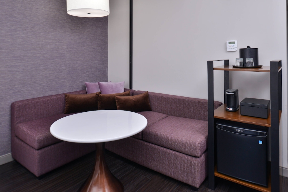 Visalia Marriott at the Convention Center - photo 3