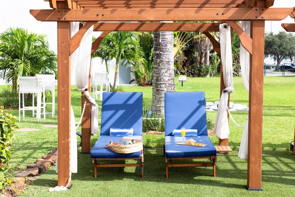 Hilton Palm Beach PBI - photo 198