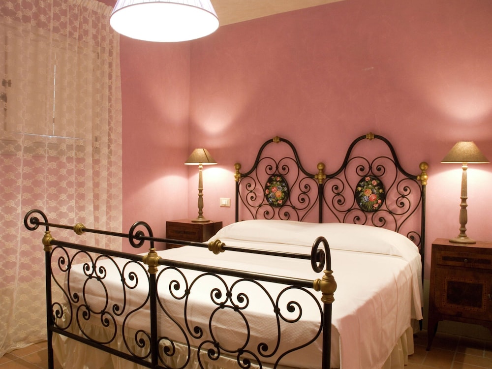 Resort With Pool Wellness Area and air Conditioning in Grosseto, Italy