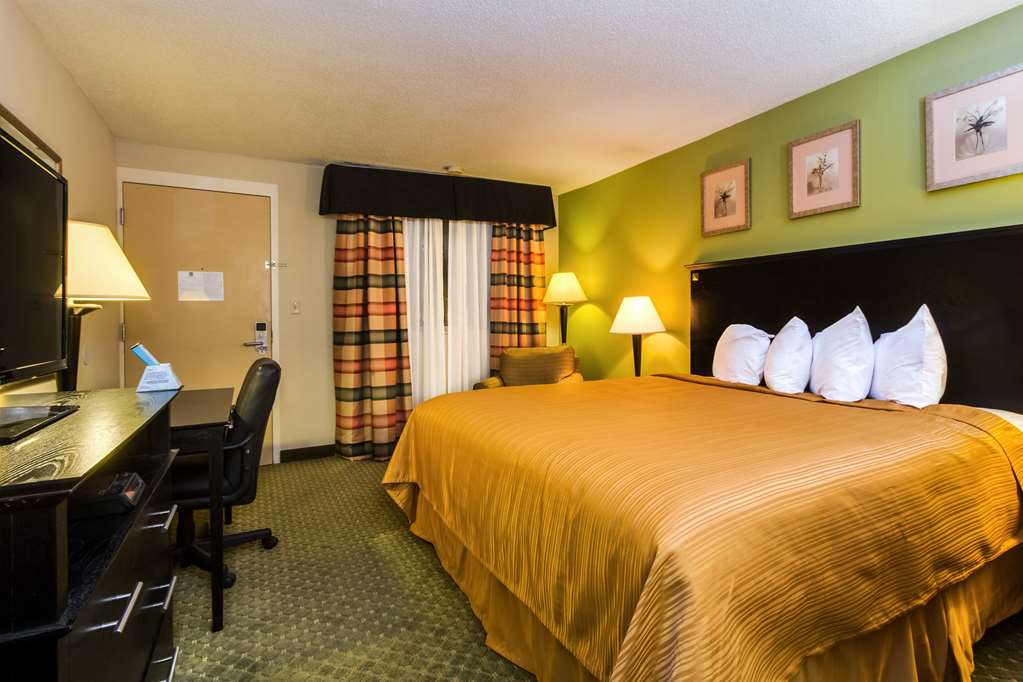 Quality Inn & Suites Moline Quad Cities - photo 8