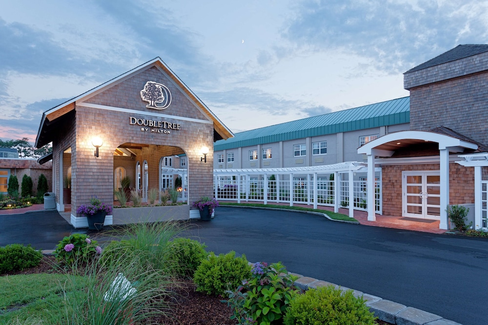 DoubleTree by Hilton Cape Cod Hyannis