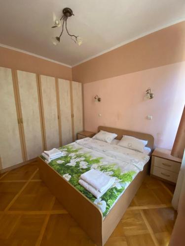 Comfortable Downtown — 4-Star Luxury Hotel in Kyiv, Ukraine