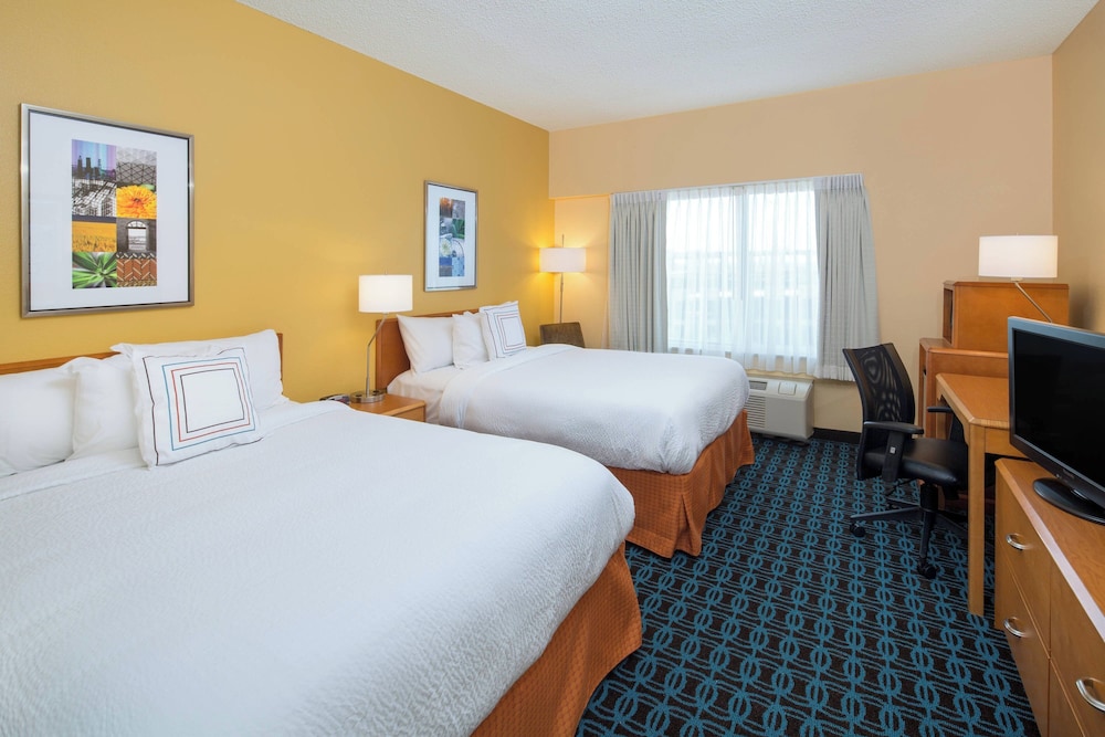 Fairfield Inn & Suites San Antonio Airport North Star Mall - photo 9