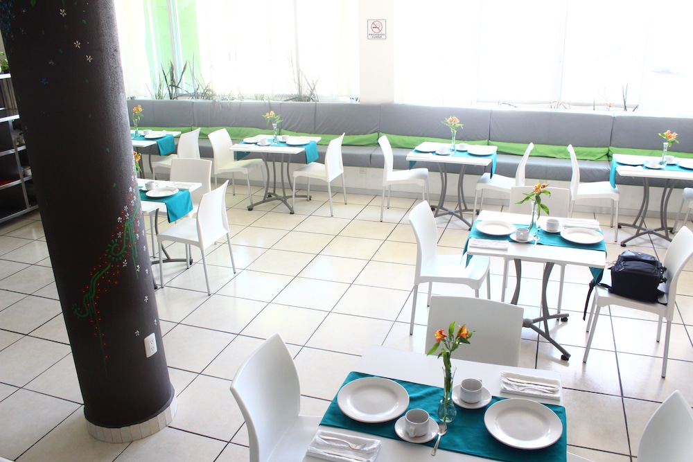 Food court