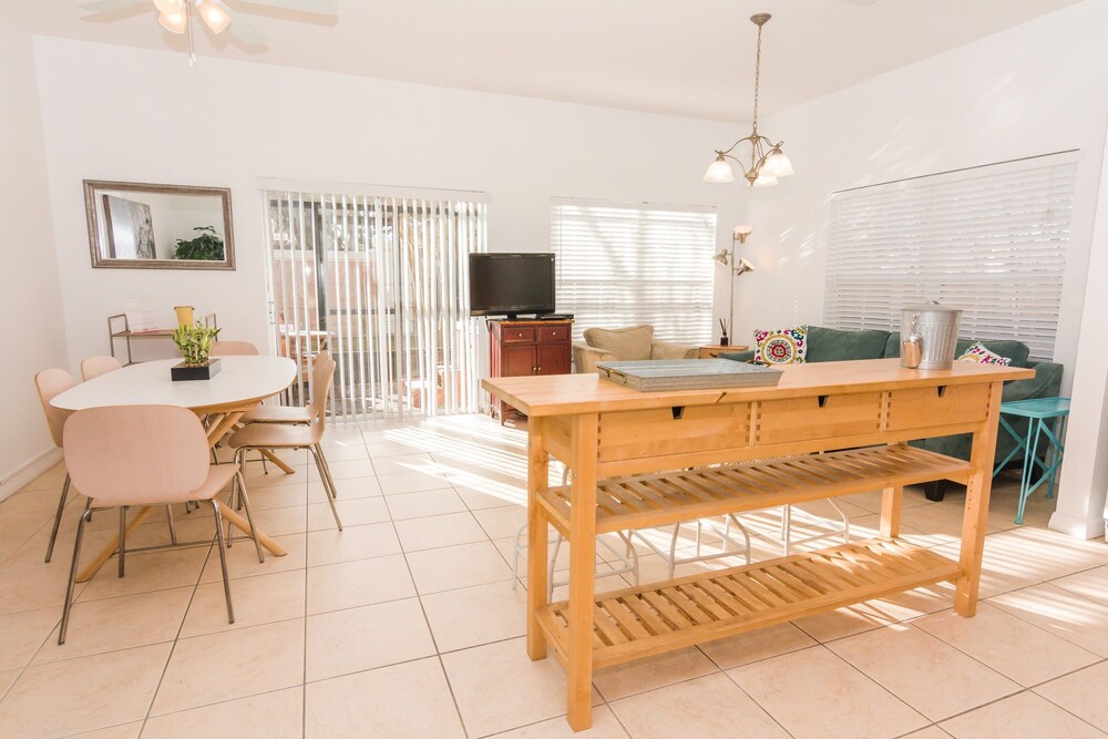 5Br 3Bath Private Townhome 13min Disney 1496ft - photo 21