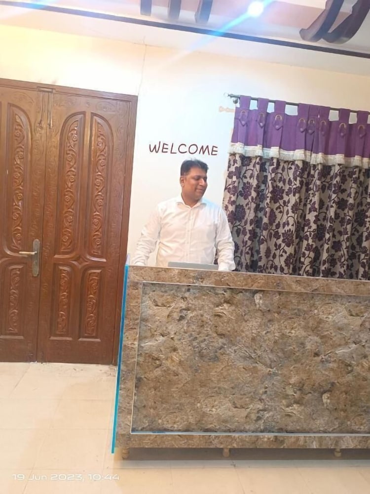 Aa Digital Motel Multan - last minute hotel in Multan