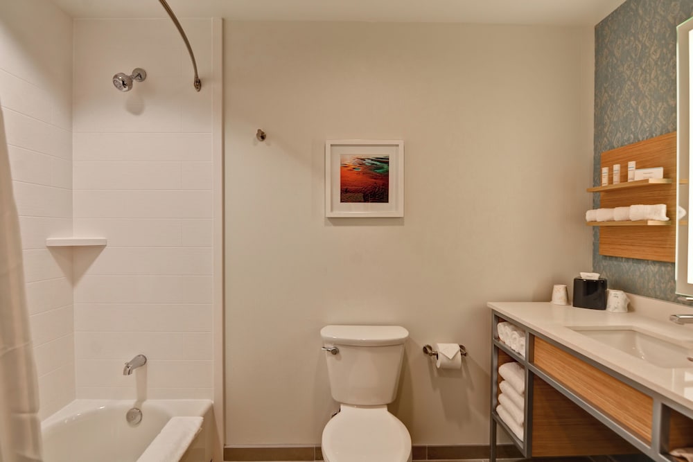 Hilton Garden Inn Biloxi - photo 19