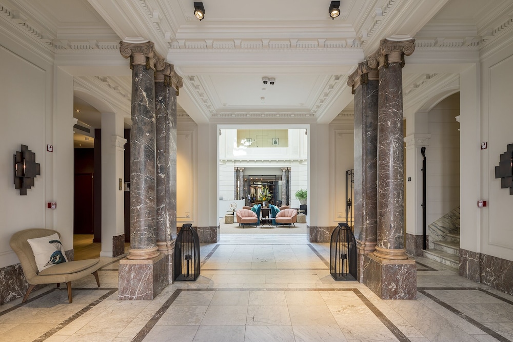 Hotel Franq — 4-Star Luxury Hotel in Antwerpen, Belgium