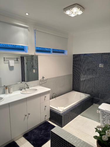 Aaa Plus Yapera on Lucan in Bendigo, Australia