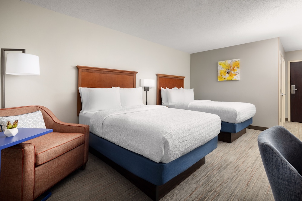 Hampton Inn Memphis Walnut Grove Baptist Hospital East - photo 10