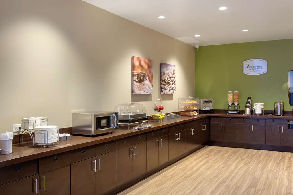 Sleep Inn & Suites Tampa South - photo 43
