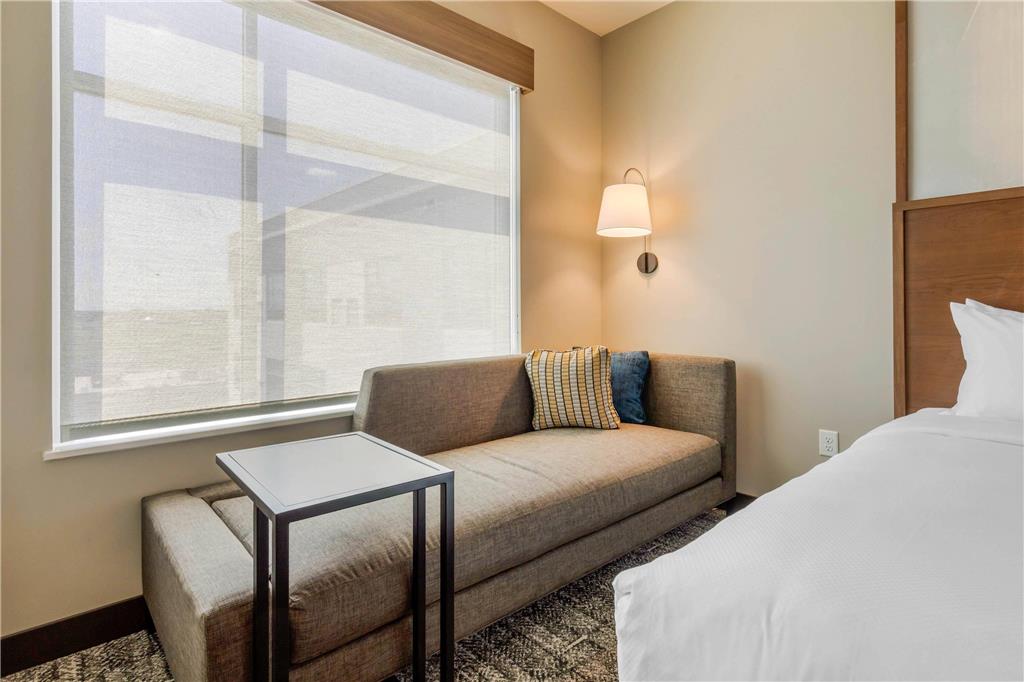 Cambria Hotel Bettendorf Quad Cities - photo 20