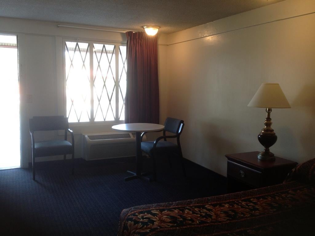 Knights Inn Columbia Airport Cayce - photo 12