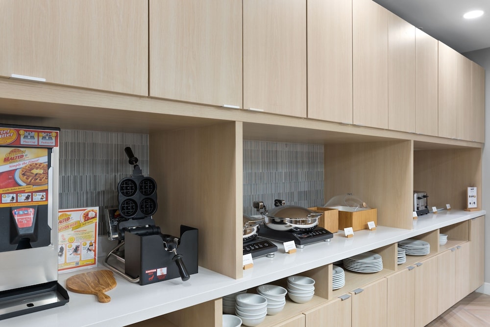 Towneplace Suites By Marriott White Hall - photo 54