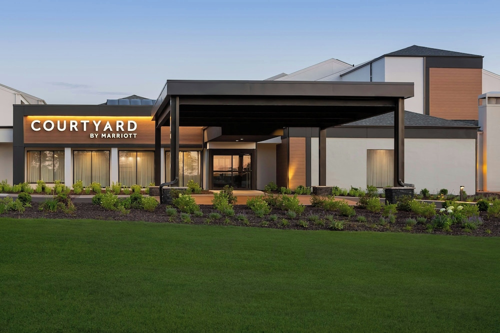 Courtyard by Marriott Minneapolis St. Paul Airport - photo 32