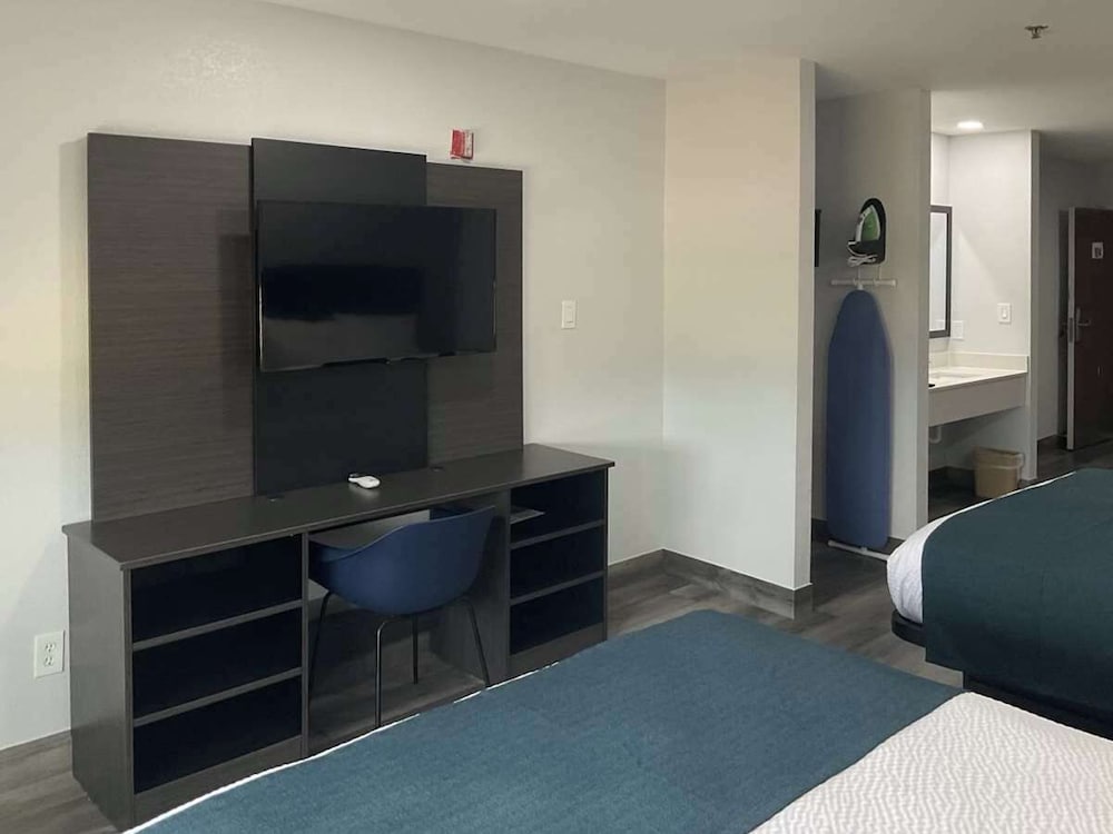 Studio 6 Suites Brenham TX - photo 14