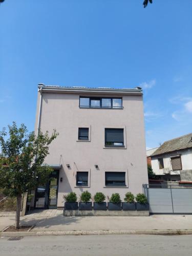 Nana Sobe & Apartmani in Valjevo, Serbia