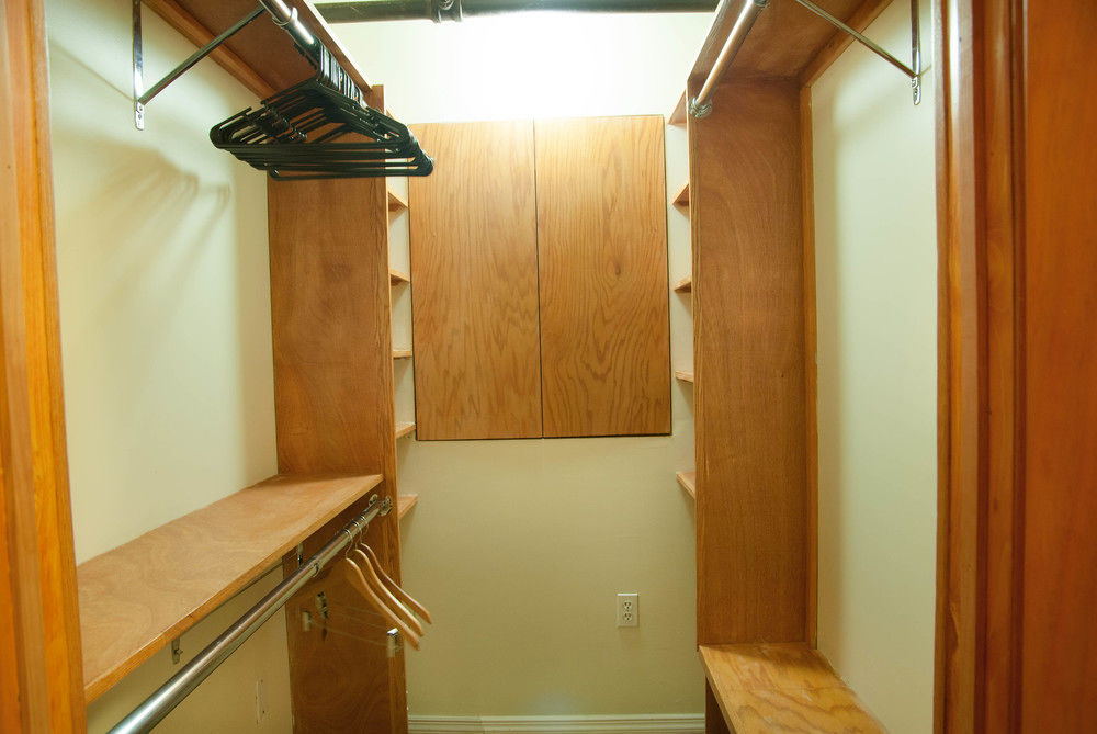 Luxury Suites Upper West Brownstone - photo 31