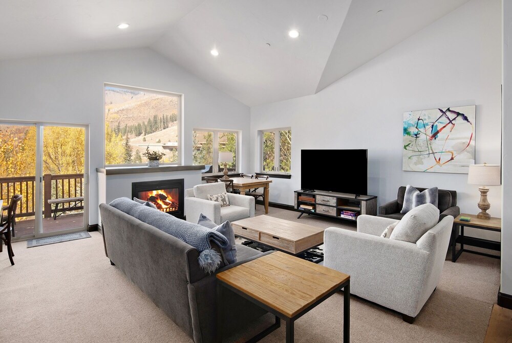 Timberfalls 1905 3 Bedroom Condo by RedAwning — 4-Star Luxury Hotel in Vail, United States